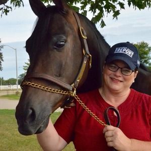 Meet your Posher, Lori